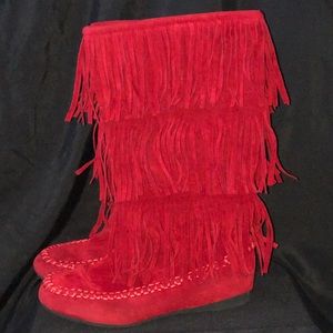 Girls fringe boots